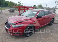 2015 Ford TAURUS фото