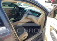 2015 Ford TAURUS фото