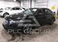 2015 Ford TAURUS фото