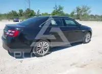 2015 Ford TAURUS фото