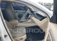 2015 Ford TAURUS фото