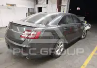 2015 Ford TAURUS фото