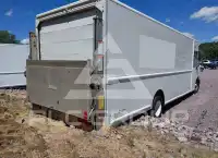 2015 Ford F-590 photo