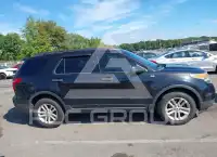 2015 Ford EXPLORER фото