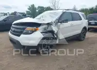 2015 Ford EXPLORER photo