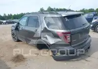 2015 Ford EXPLORER photo
