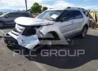 2015 Ford EXPLORER photo