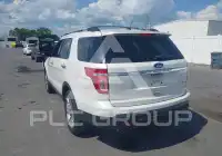 2015 Ford EXPLORER фото