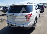 2015 Ford EXPLORER фото