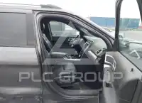 2015 Ford EXPLORER photo