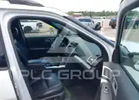 2015 Ford EXPLORER photo