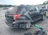 2015 Ford EXPLORER photo