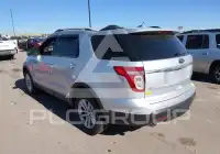 2015 Ford EXPLORER photo