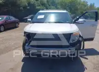 2015 Ford EXPLORER фото