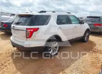 2015 Ford EXPLORER фото