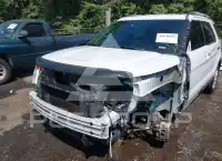 2015 Ford EXPLORER photo