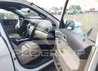 2015 Ford EXPLORER photo