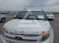 2015 Ford EXPLORER photo