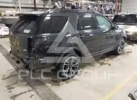 2015 Ford EXPLORER photo