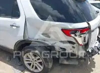 2015 Ford EXPLORER фото