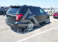 2015 Ford EXPLORER photo
