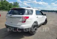 2015 Ford EXPLORER фото