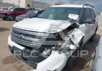 2015 Ford EXPLORER photo