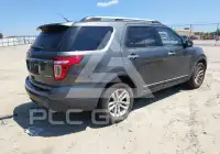 2015 Ford EXPLORER фото