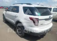 2015 Ford EXPLORER photo