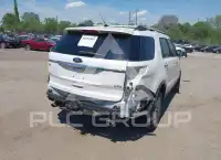 2015 Ford EXPLORER фото