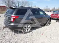 2015 Ford EXPLORER фото
