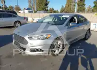 2015 Ford FUSION photo