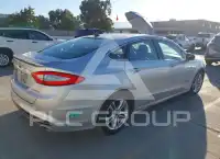 2015 Ford FUSION photo