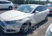 2015 Ford FUSION фото