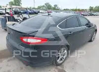 2015 Ford FUSION фото