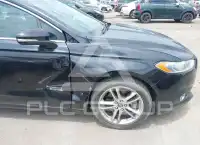 2015 Ford FUSION photo
