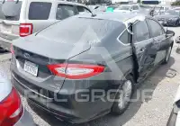 2015 Ford FUSION фото