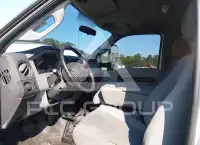 2015 Ford F-650 фото