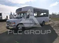 2015 Ford E-450 фото
