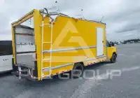 2015 Ford E-350 фото