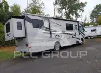 2015 Ford F-530 фото