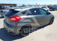 2015 Ford FOCUS фото