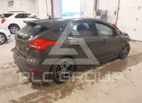 2015 Ford FOCUS фото