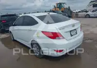2015 Hyundai Accent photo