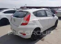 2015 Hyundai Accent photo