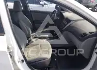 2015 Hyundai Accent photo