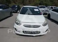 2015 Hyundai Accent photo