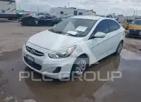 2015 Hyundai Accent photo
