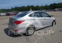 2015 Hyundai Accent фото