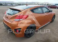 2015 Hyundai Veloster photo